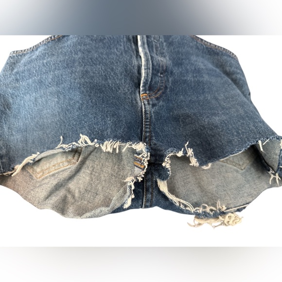 AGOLDE Riley High Rise Cut Jean into‎ Shorts - Picture 6 of 7